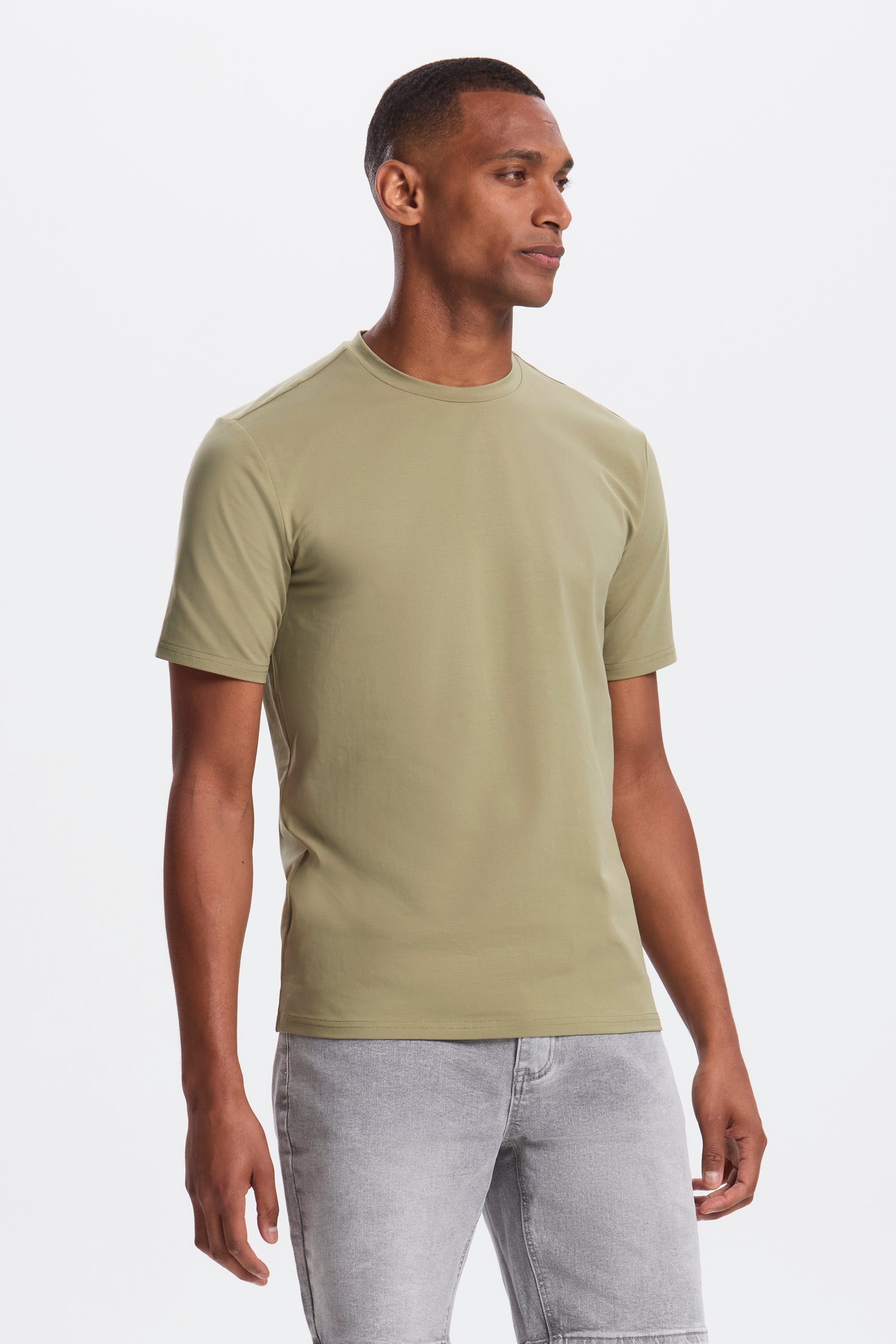 THE REGULAR T-SHIRT