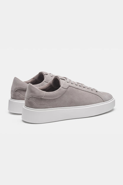 THE CLASSIC SUEDE TRAINER