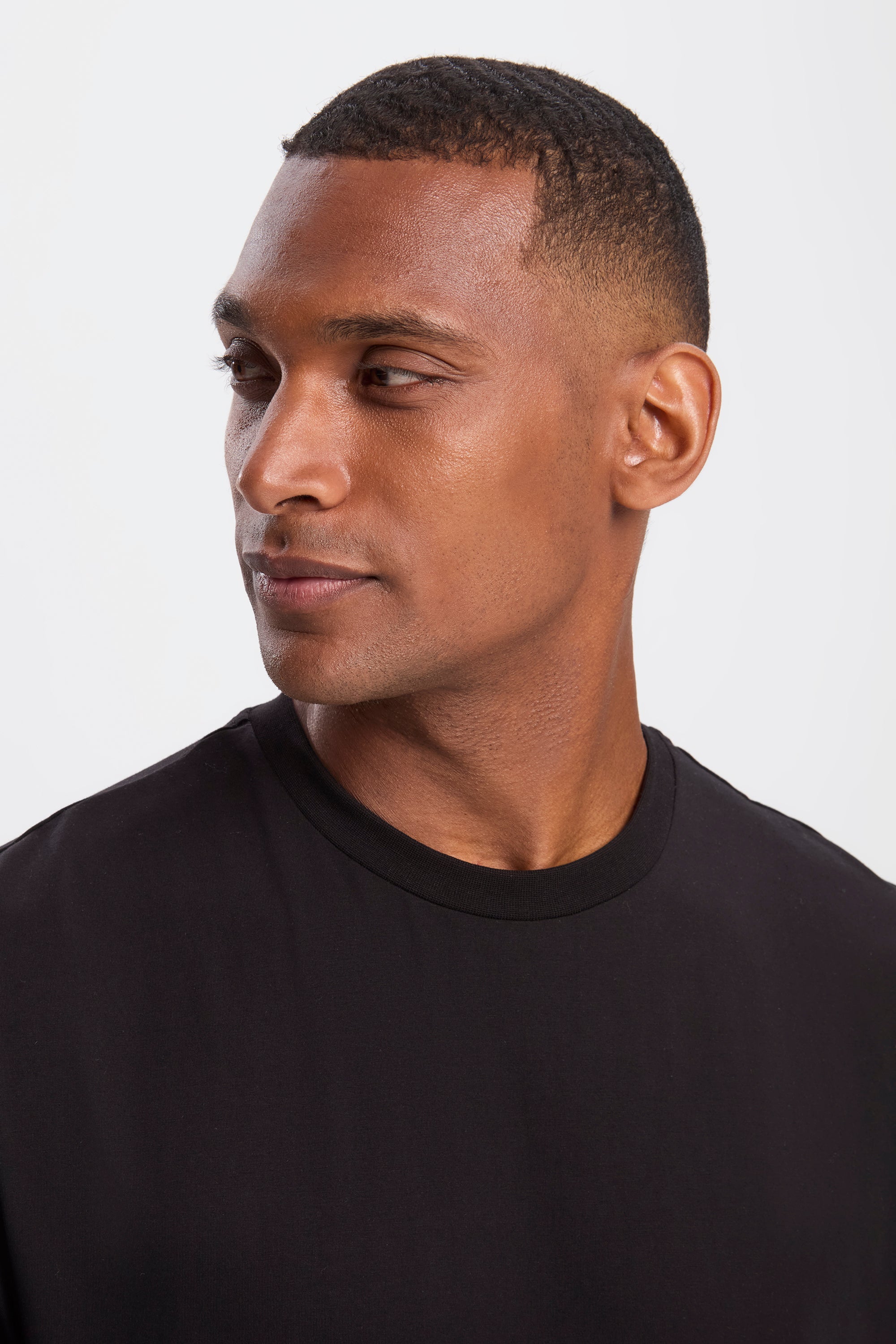 THE REGULAR T-SHIRT