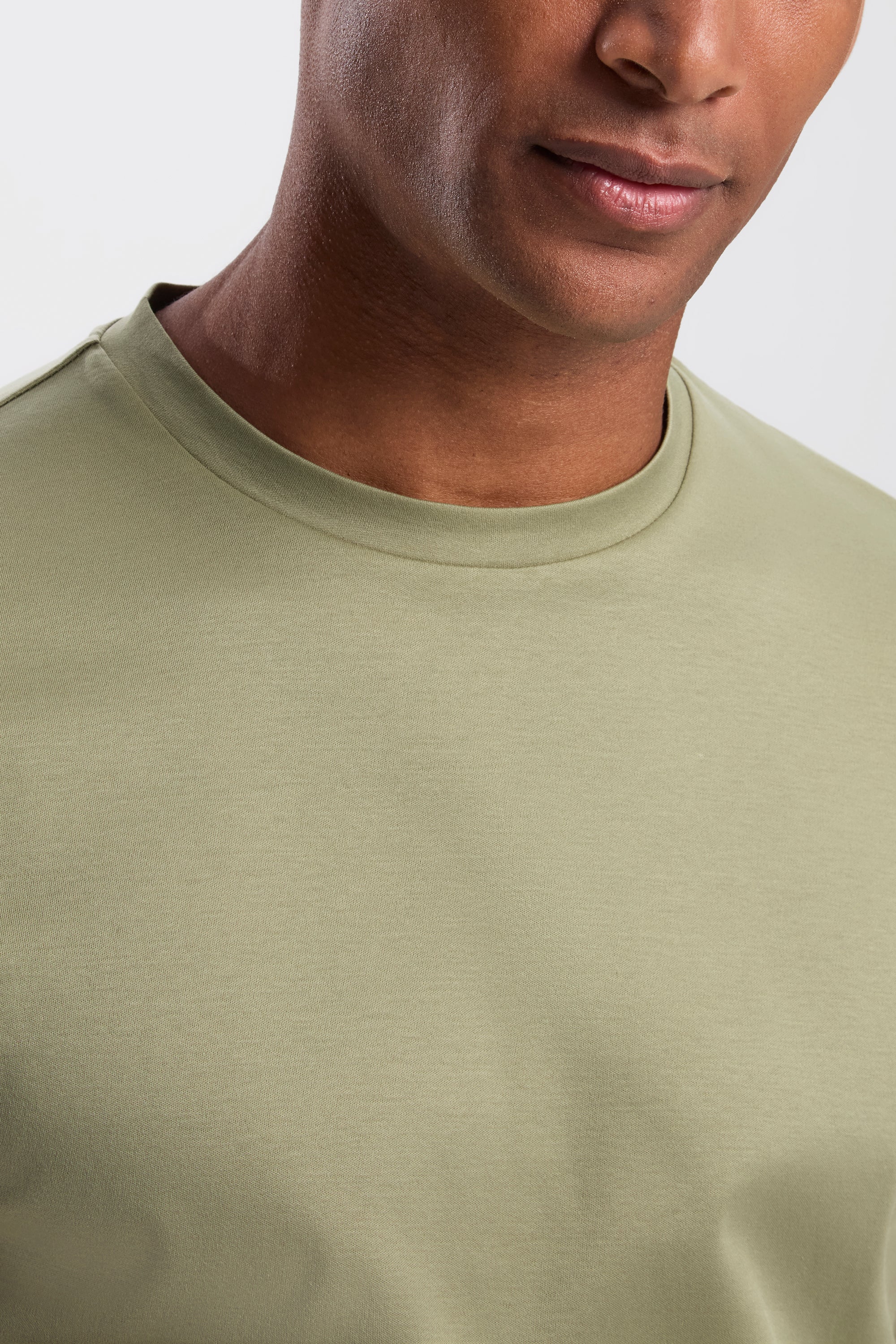 THE LUXE T-SHIRT