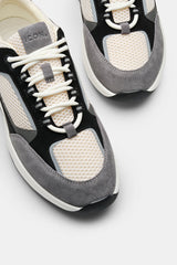 THE AREZZO RUNNER