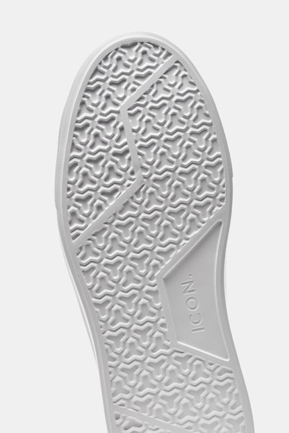 THE CLASSIC SUEDE TRAINER