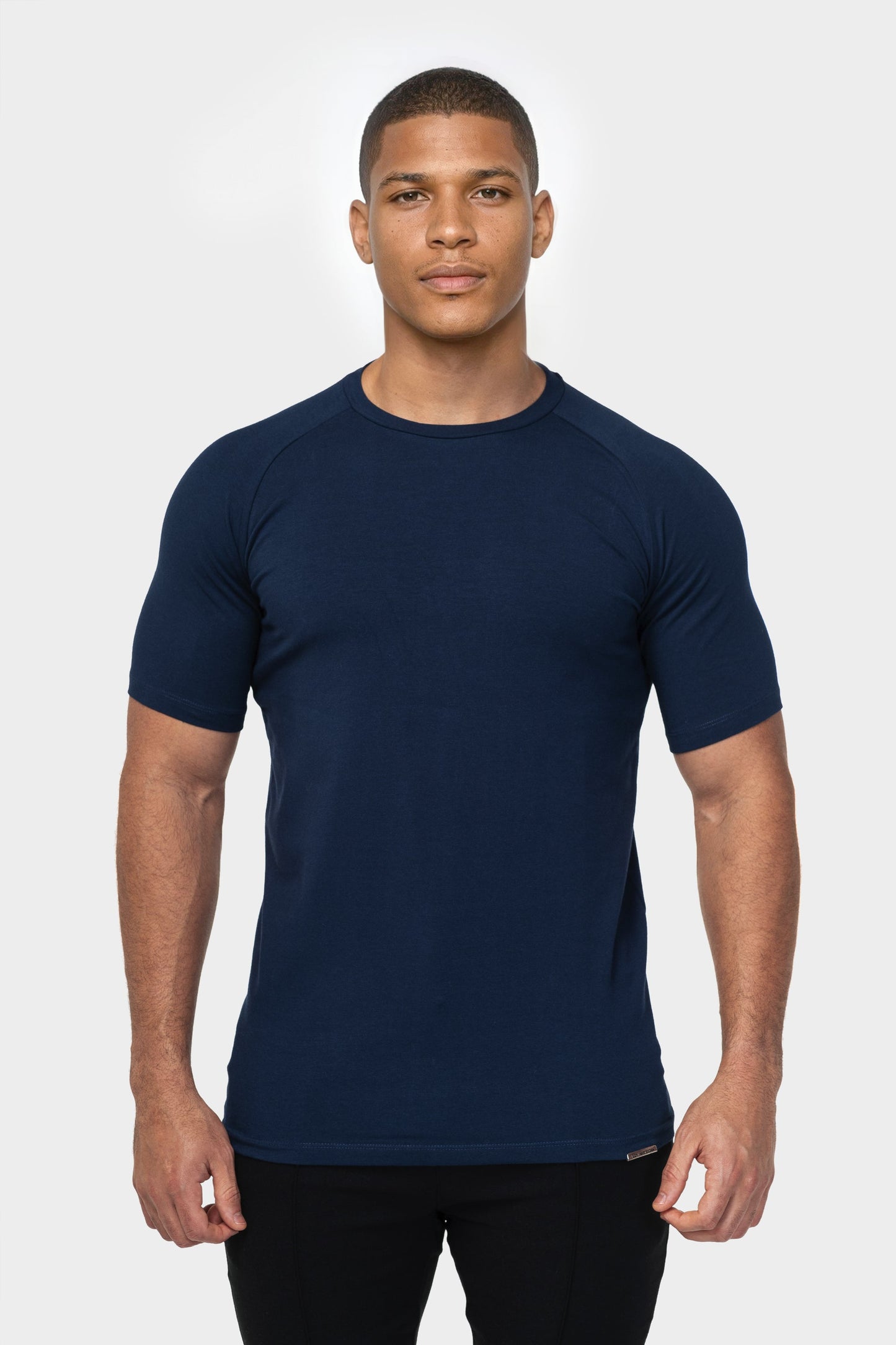 THE MUSCLE BASIC T-SHIRT