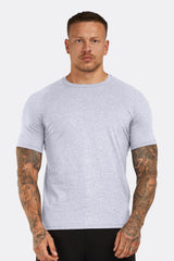 THE ESSENTIAL T-SHIRT