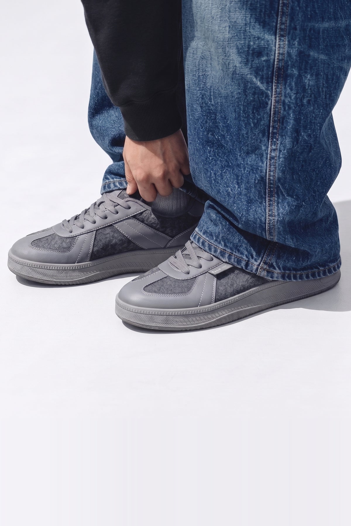 Weston Retro Trainers