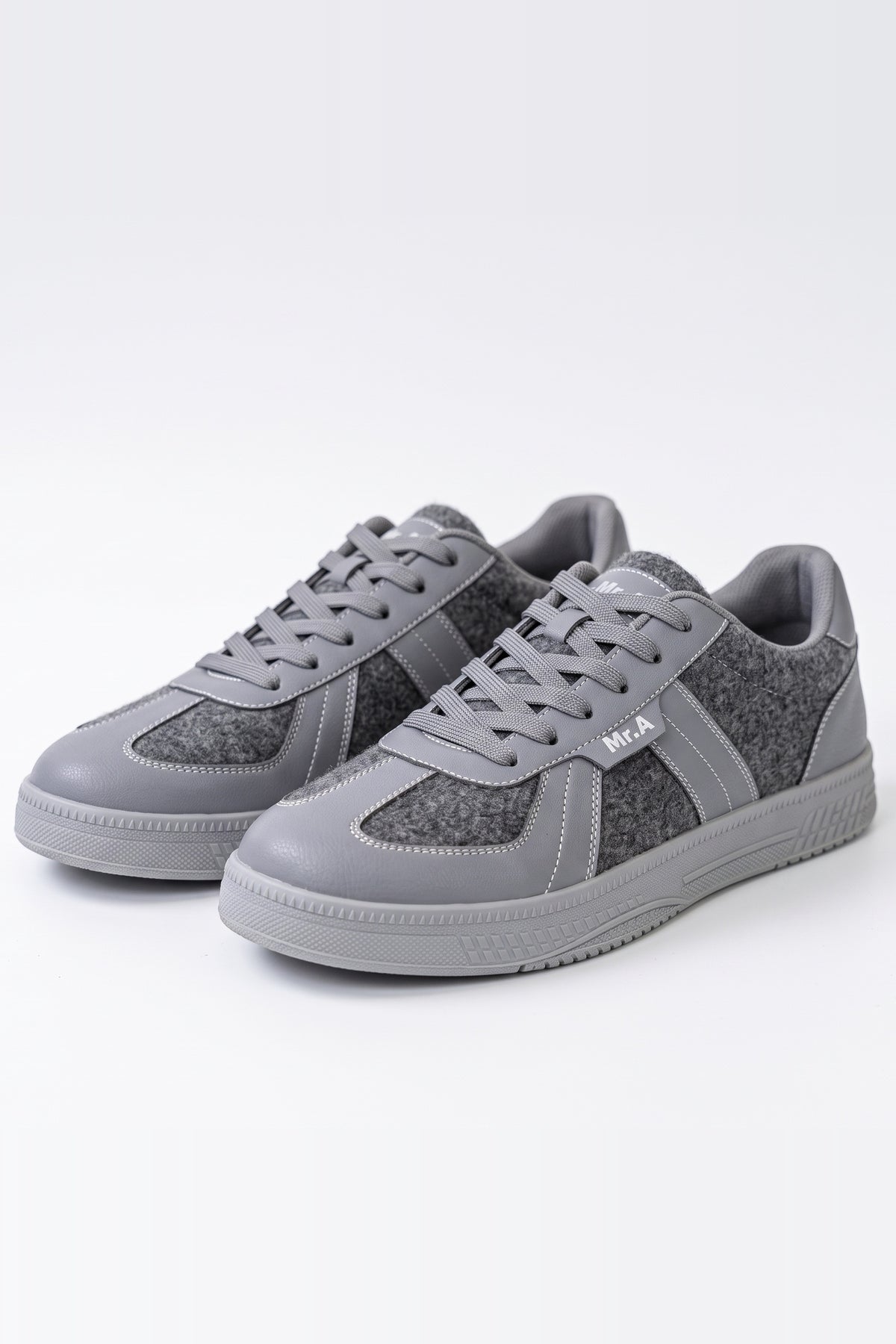 Weston Retro Trainers