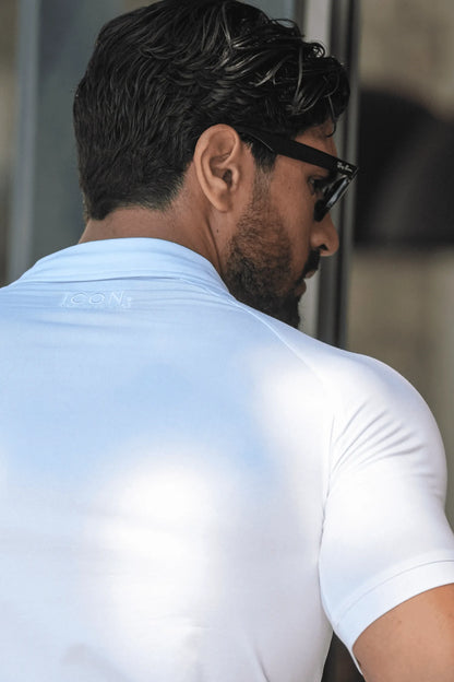 THE MUSCLE BUTTON POLO